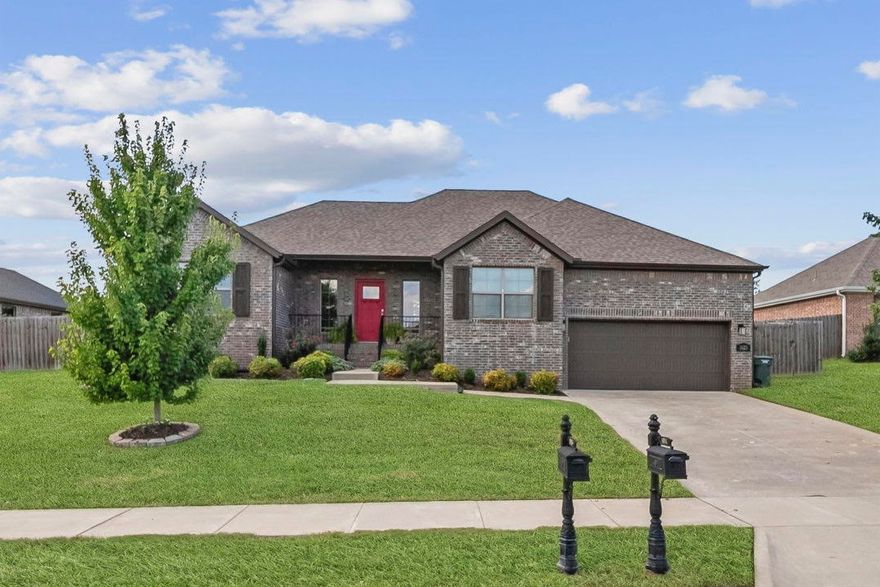 All-brick 4-bedroom, 2-bath home on a quiet street just minutes from downtown Fayetteville. This single-level layout offers effortless flow between the spacious living area, gas fireplace, and bright kitchen. The primary suite includes an oversized walk-in closet and a large shower. Enjoy a flat, fully usable backyard with a covered patio and storage shed — perfect for outdoor dining or relaxing evenings. Conveniently located near Rodney Ryan Park, Stonebridge Golf Course, and quick I-49 access.