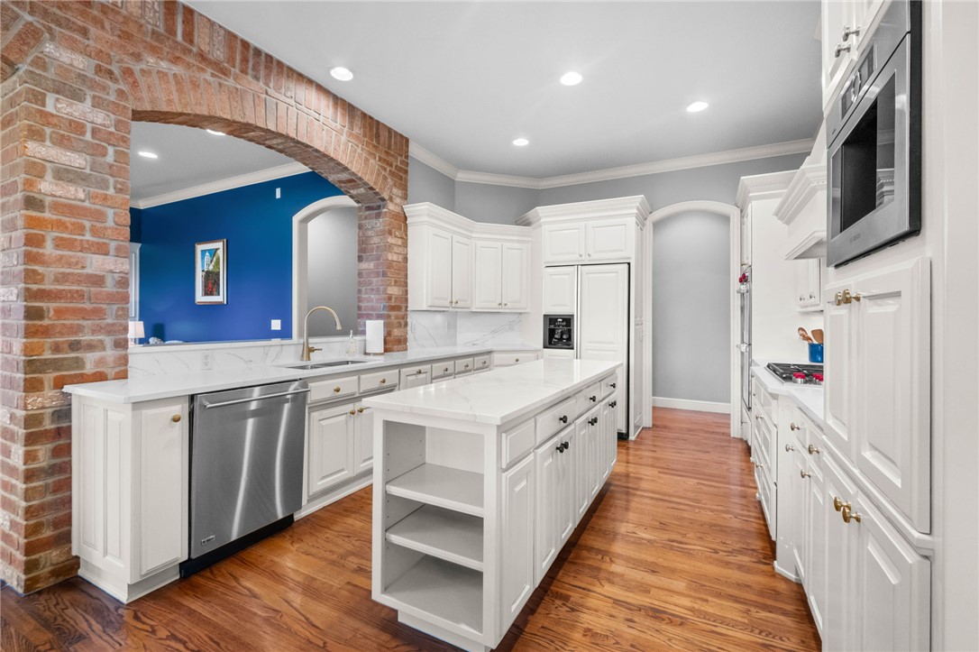 Shadow Valley - Residential