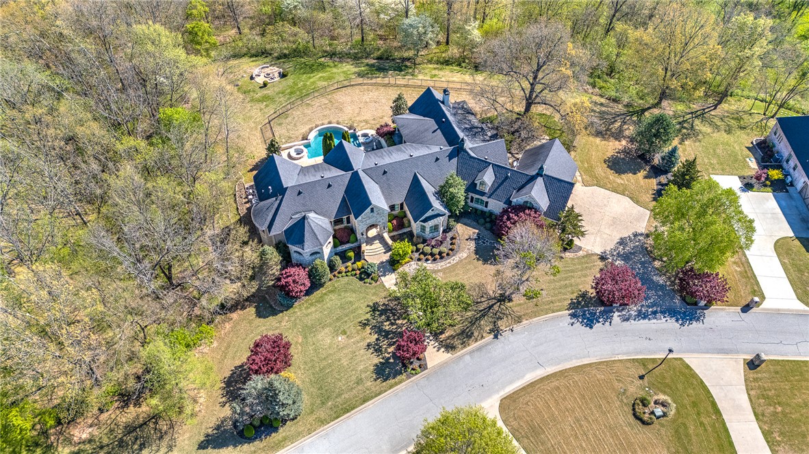 Beau Chalet Sub Highfill - Residential