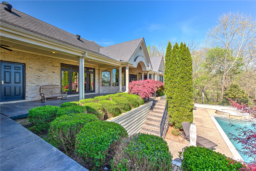 Beau Chalet Sub Highfill - Residential