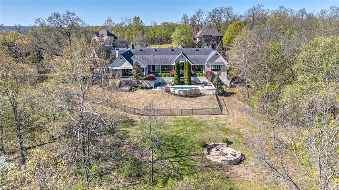 Beau Chalet Sub Highfill - Residential