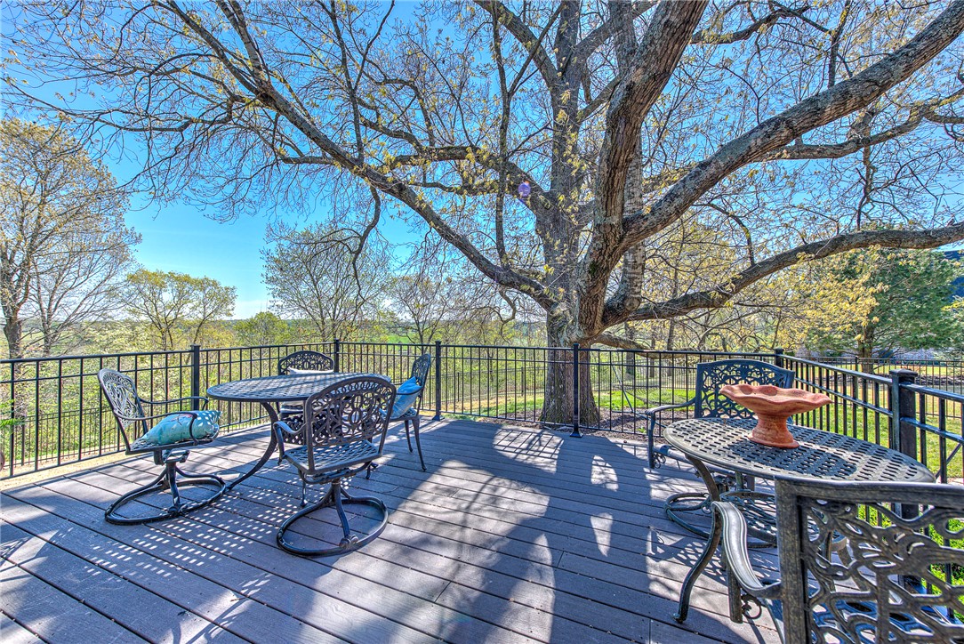 Beau Chalet Sub Highfill - Residential