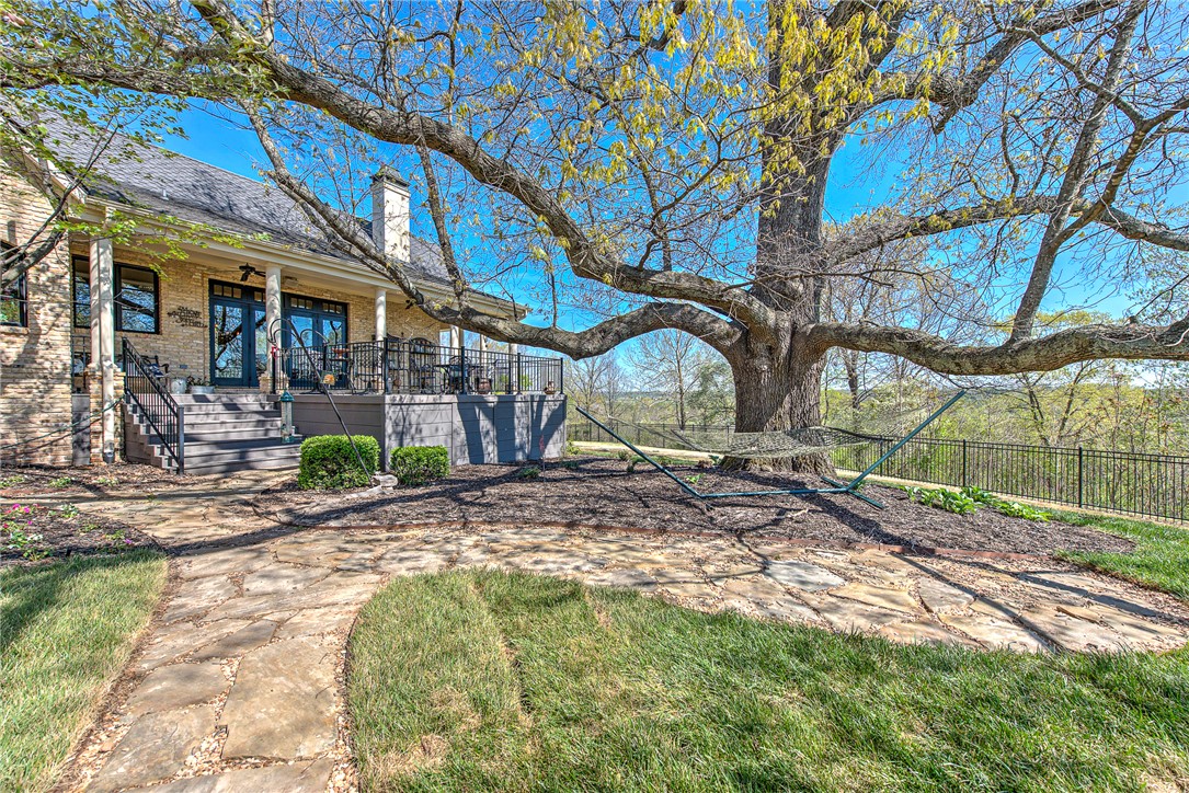 Beau Chalet Sub Highfill - Residential