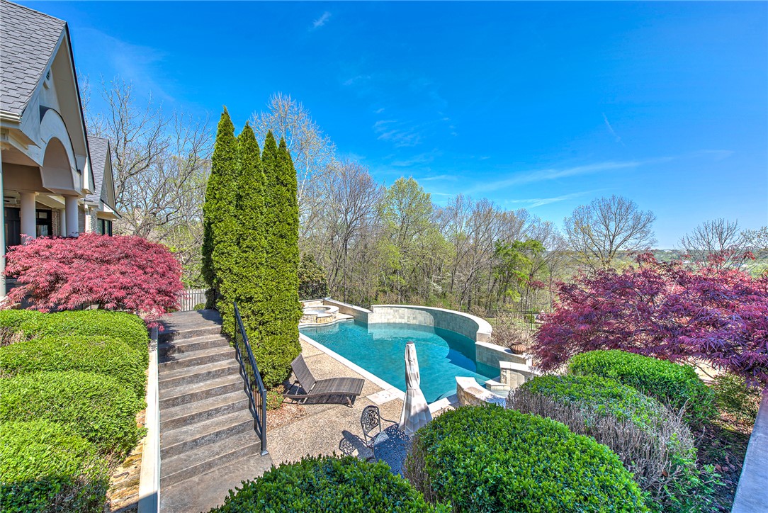 Beau Chalet Sub Highfill - Residential