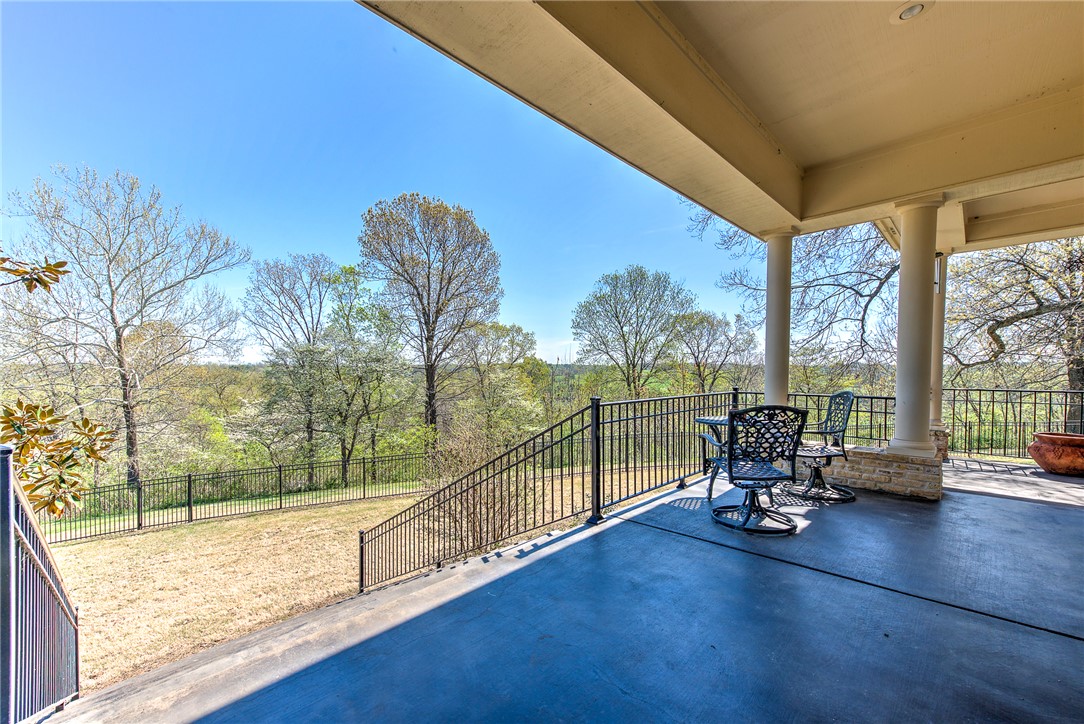 Beau Chalet Sub Highfill - Residential