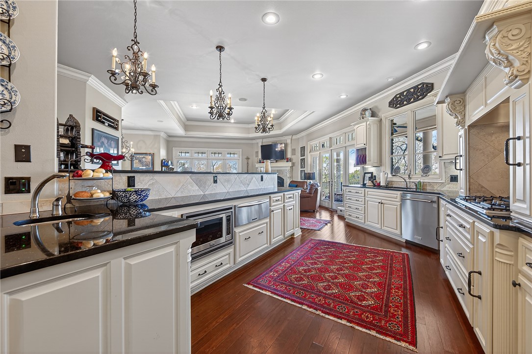 Beau Chalet Sub Highfill - Residential