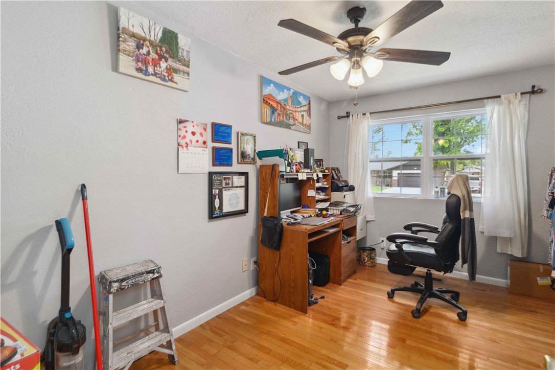 Western Oaks Place I - Residential