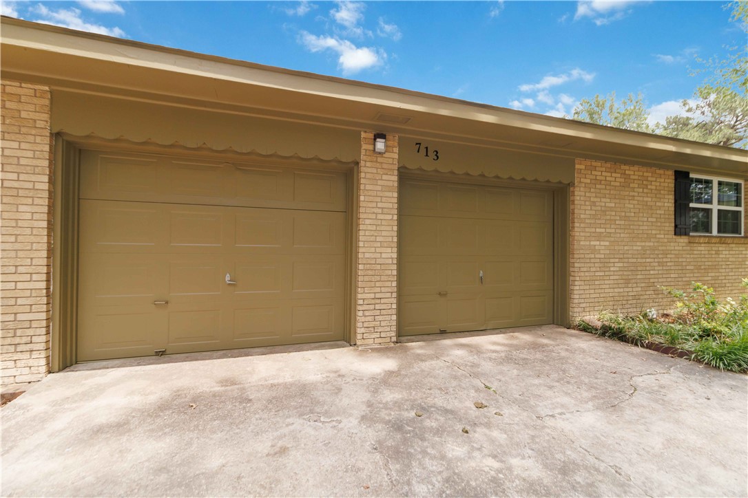 Western Oaks Place I - Residential