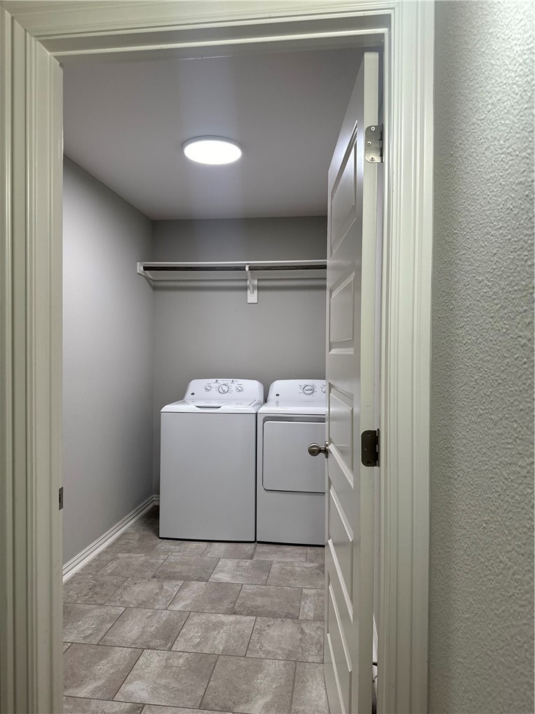 Woodridge Sub Ph I & II - Residential Lease