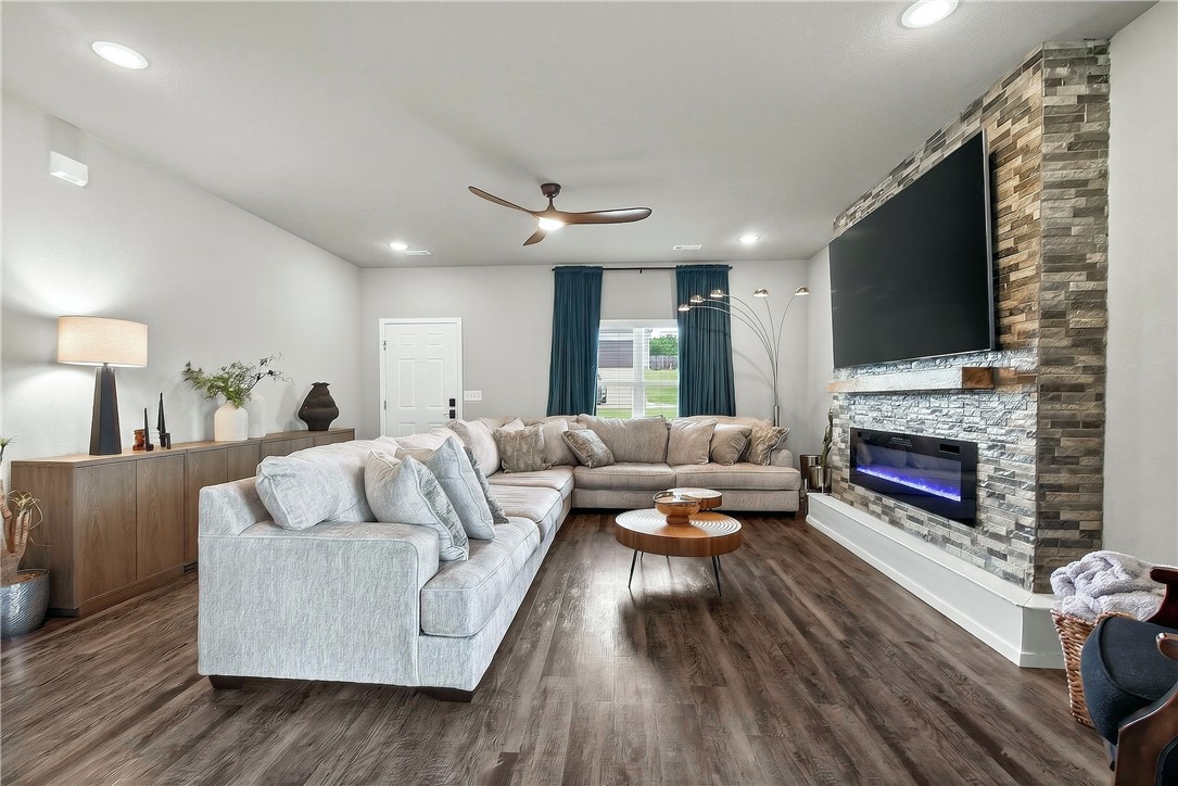 Cedar Bluff Sub - Residential