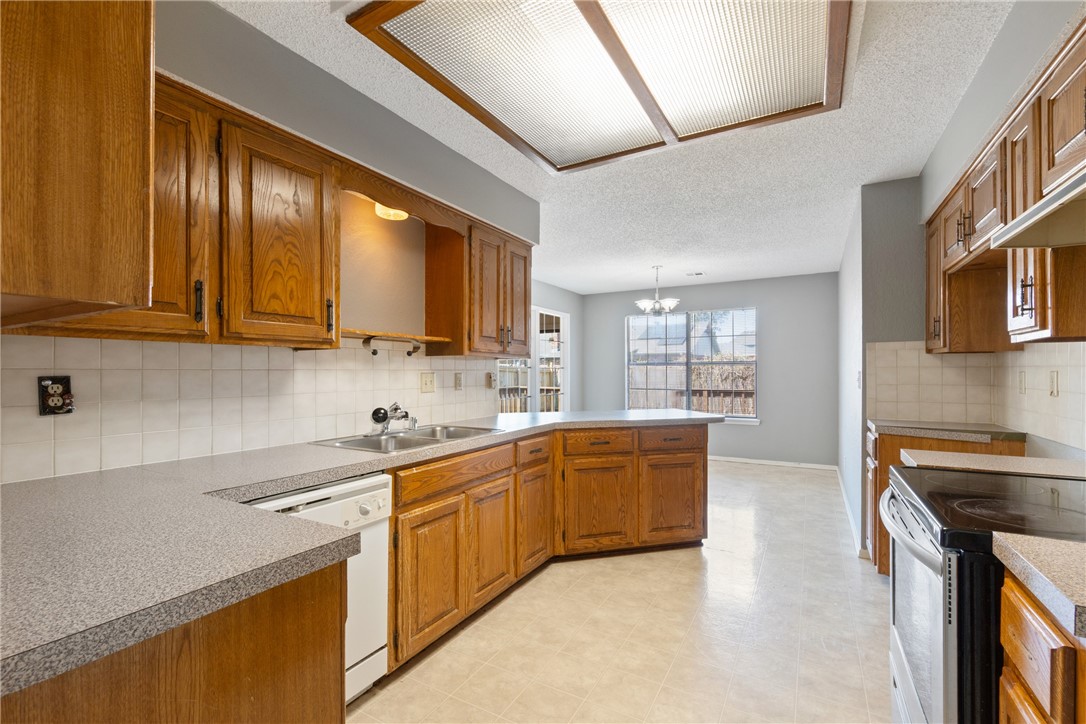 Kings Pointe Ph 1 Rogers - Residential