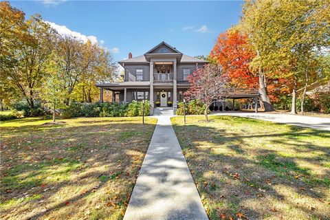 1101 N Woolsey Avenue Fayetteville AR 72703