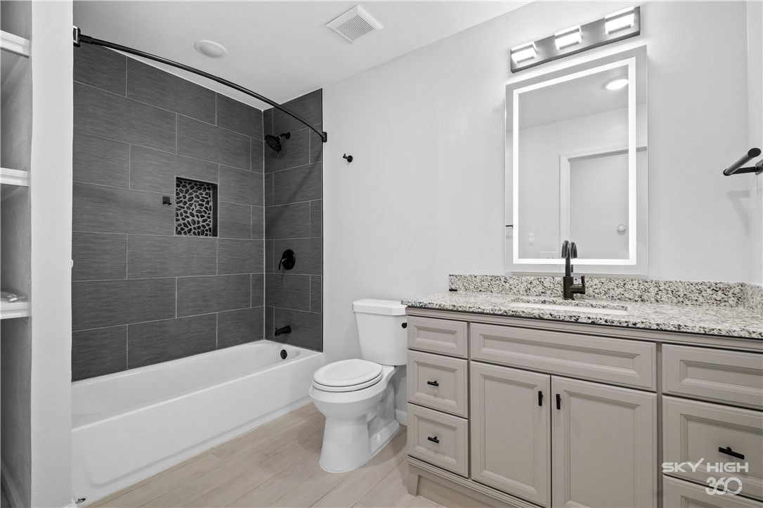 Cedarpoint Sub - Residential Lease