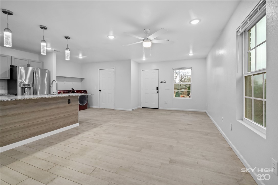 Cedarpoint Sub - Residential Lease