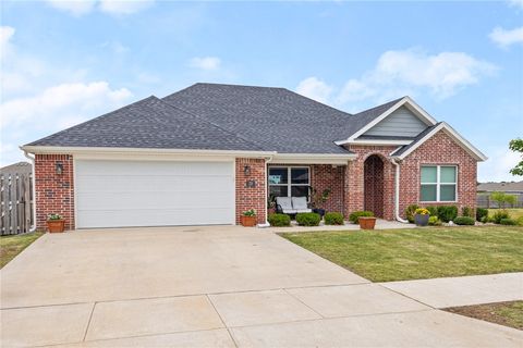 Photo of 28 E Loveland Loop, Farmington, AR 72730 (MLS # 1337933)