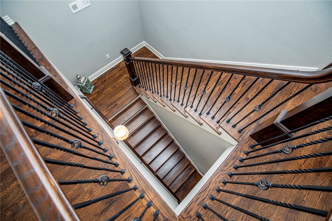 St Valery Downs Sub Cave Spgs - Residential