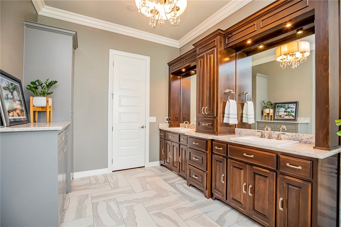 St Valery Downs Sub Cave Spgs - Residential