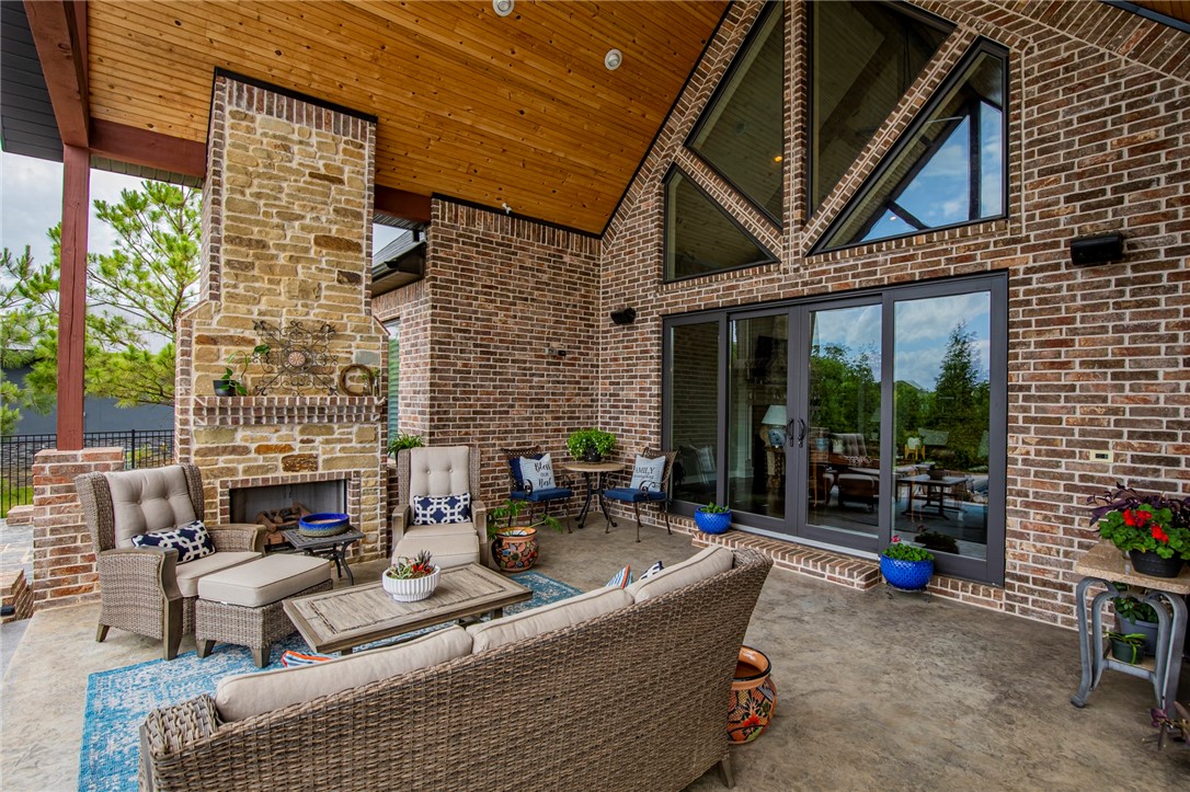 St Valery Downs Sub Cave Spgs - Residential