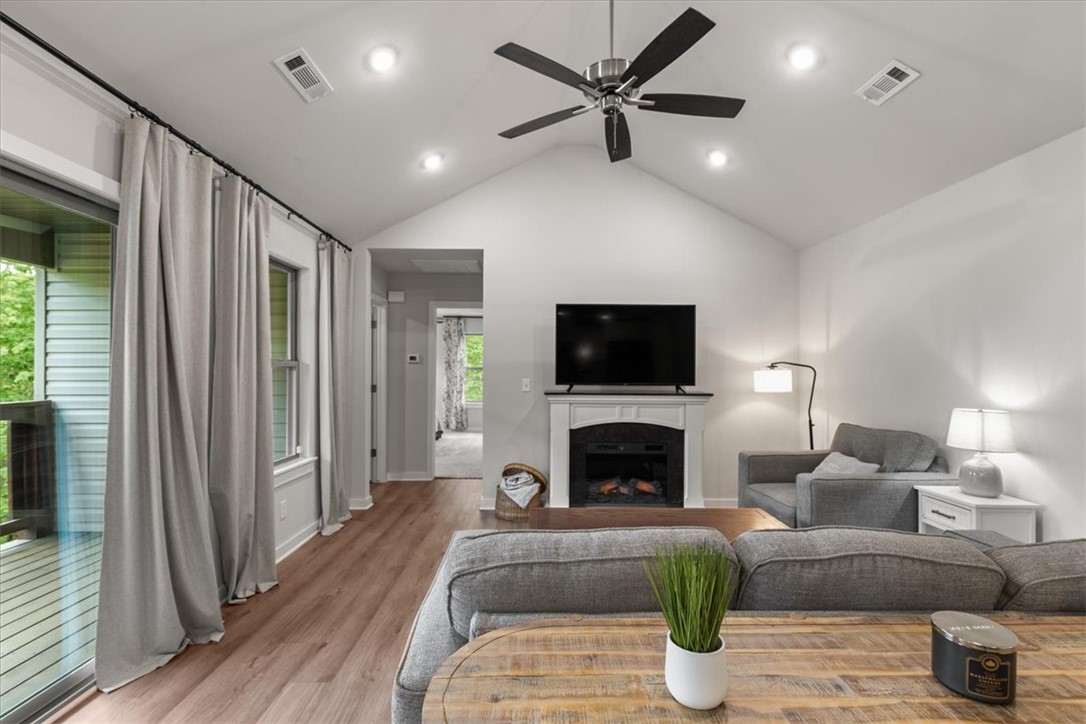 Sidlaw Hills Bvv - Residential