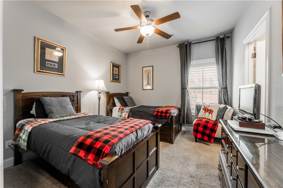 Waterford Estates At Hissom Ranch - Residential