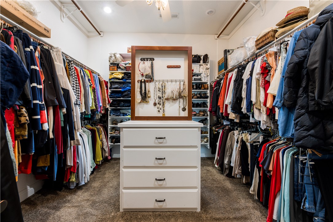 Waterford Estates At Hissom Ranch - Residential