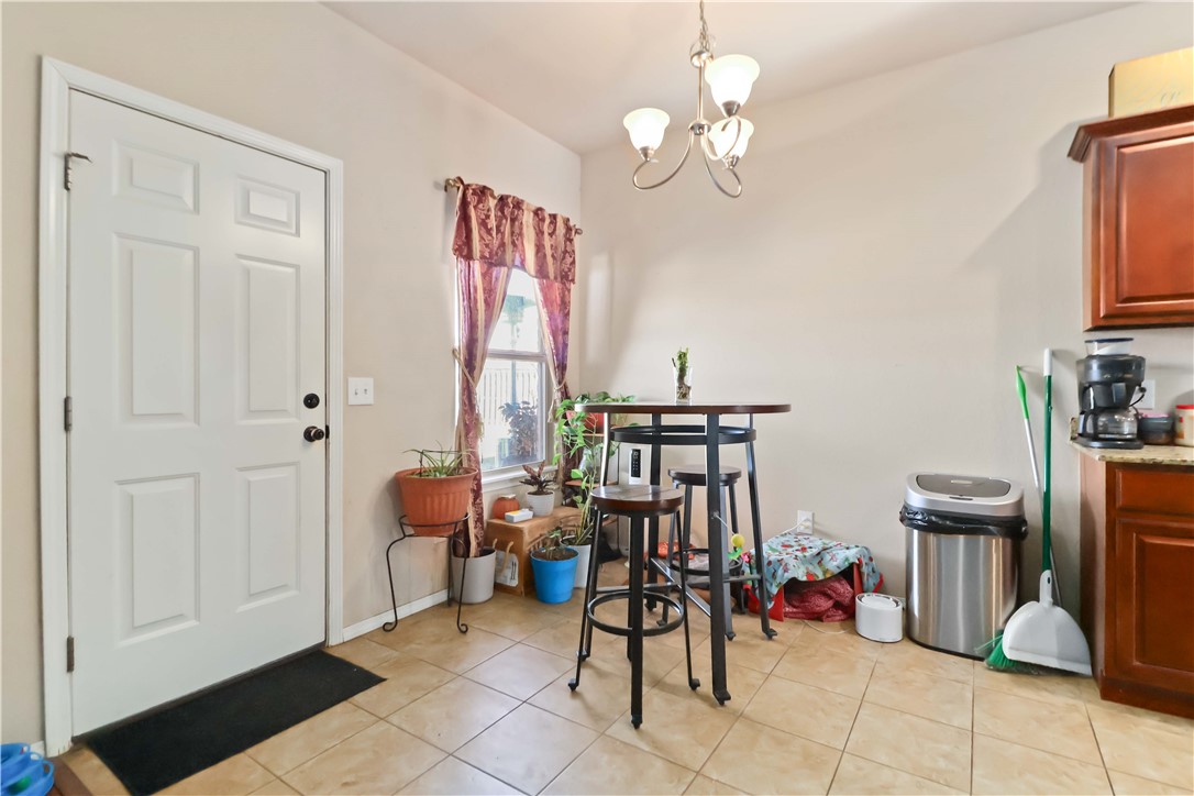 Edinburgh Manor - Residential