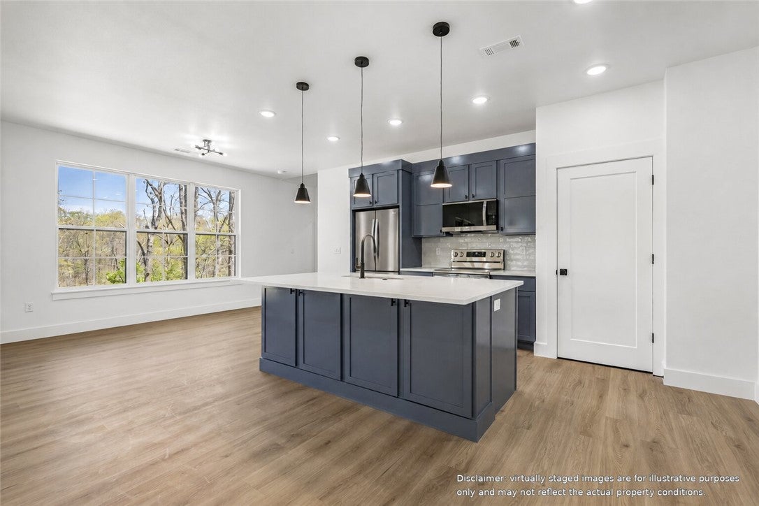 289 Kinross Drive