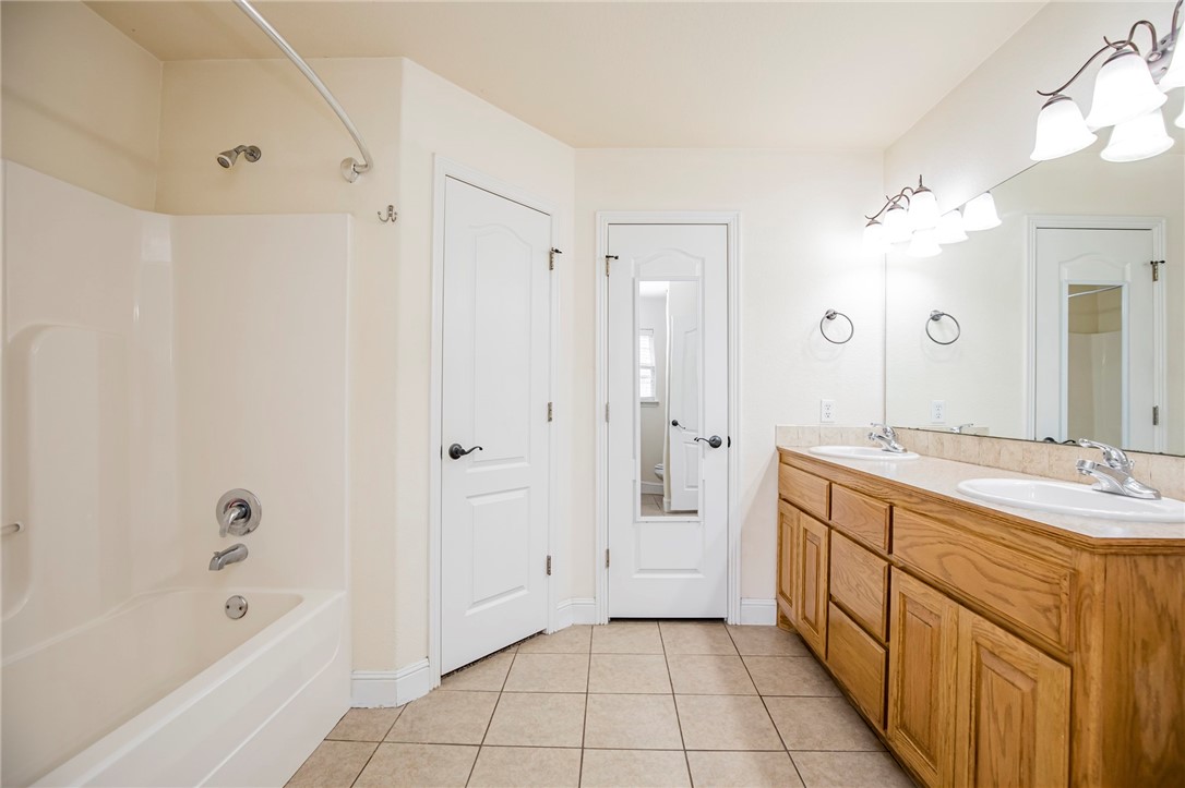 Dodwood - Residential Lease