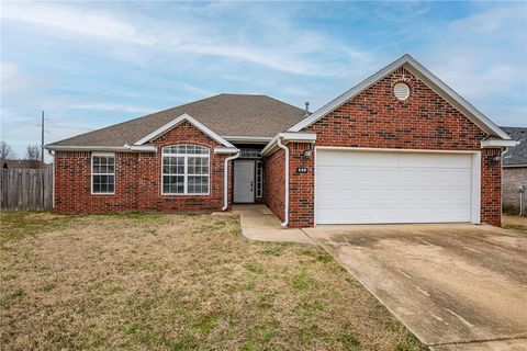 Photo of 520 Bonanza, Centerton, AR 72719 (MLS # 1332860)