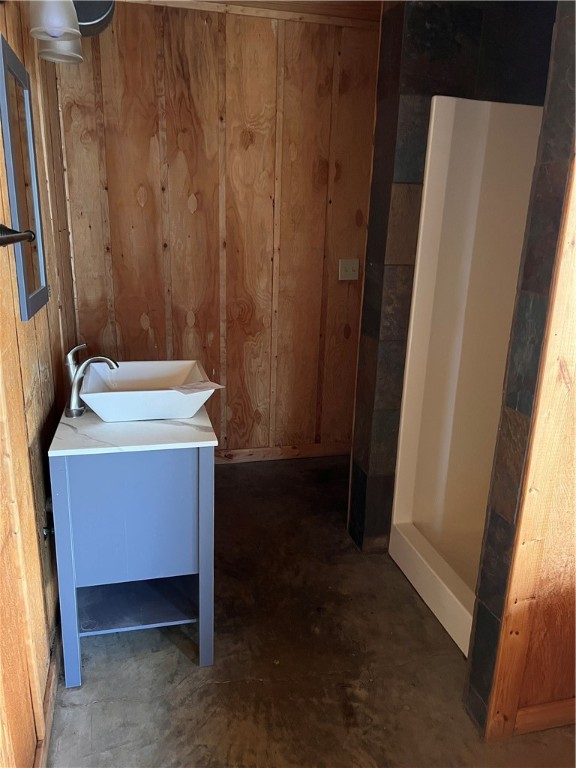 Piney Bay Village - Residential