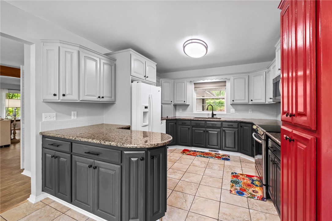 Mayfair Sub Bvv - Residential