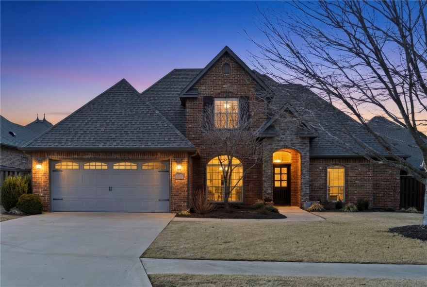 Fully renovated and expanded Home in Chapel Hill, one of NE Bentonville's most desired neighborhoods.
In an absolutely unbeatable location, there is no need to settle as this spectacular home features a brand-new kitchen, updated bathrooms, fresh flooring, and paint throughout. The smart addition of a family room and another full bathroom makes it perfect for families and hosting guests. Enjoy a low-maintenance backyard with a new permeable paver patio ideal for entertaining. It's an easy bike ride to downtown Bentonville, steps from top mountain bike trails and the Razorback Greenway. Convenient commute to the new Walmart campus, with Crystal Bridges, The Amazeum, and the Alice Walton School of Medicine as your close neighbors. Easily accessibility to I49 means the rest of NWA is at your doorstep. This home and its prime location are truly remarkable.