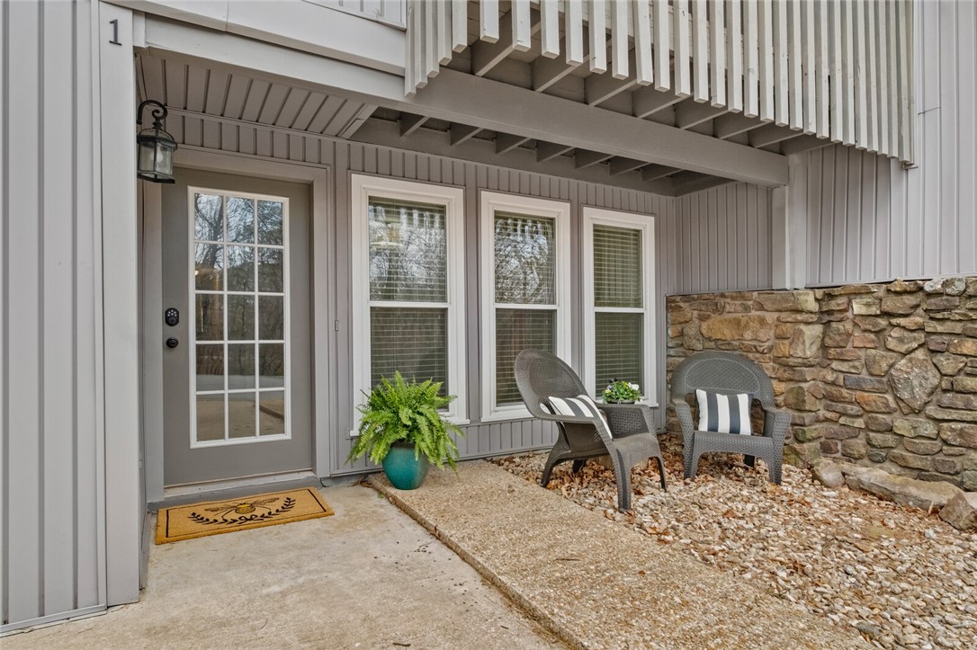 Townhouse Tct 3 A/K/A Drake Court Bvv - Residential Lease
