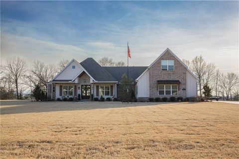 Photo of 1455 River Point, Fayetteville, AR 72703 (MLS # 1336169)