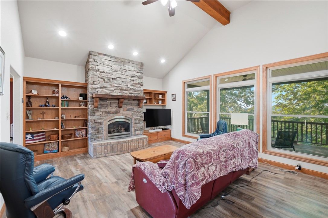 Unit 5 Holiday Island - Residential