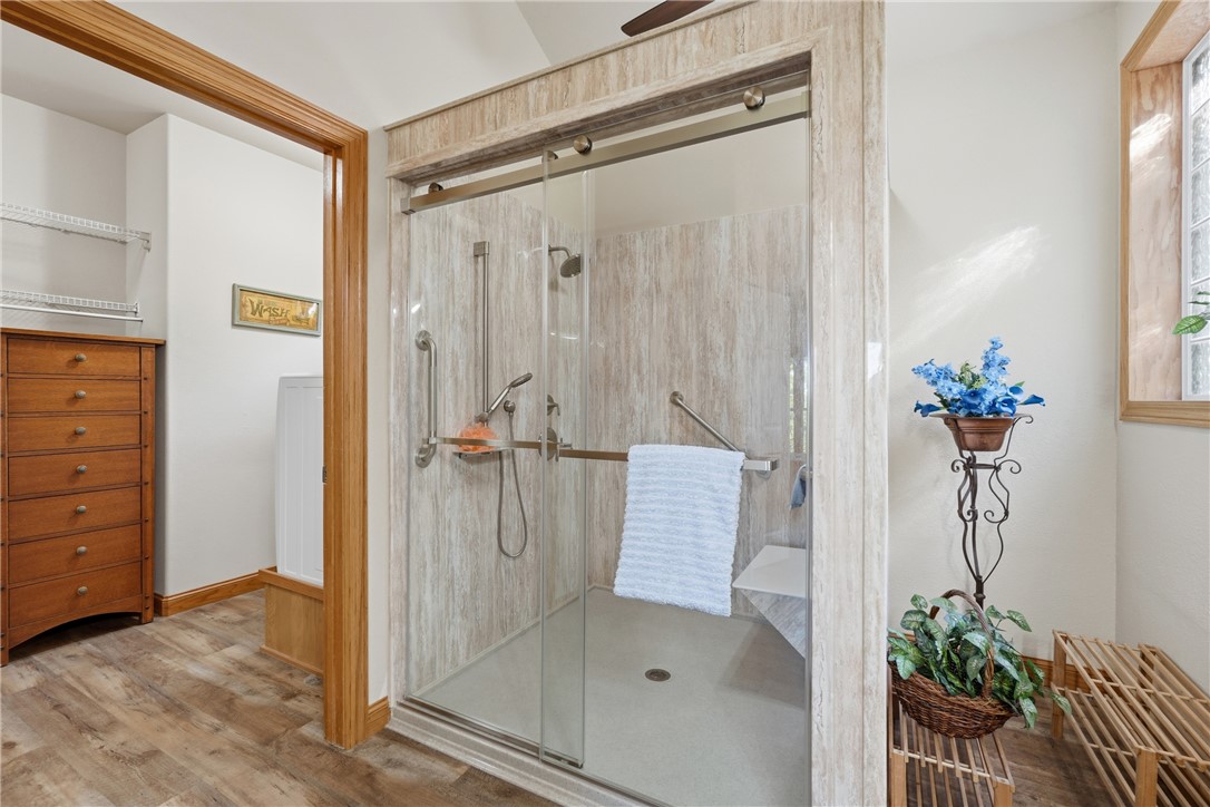 Unit 5 Holiday Island - Residential