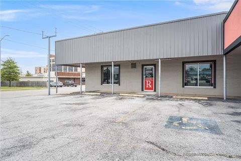 Photo of 701 S Thompson Street A #A, Springdale, AR 72764 (MLS # 1325708)