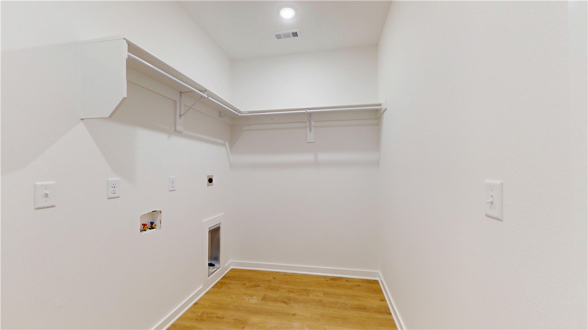Cambridge Sub Bvv - Residential