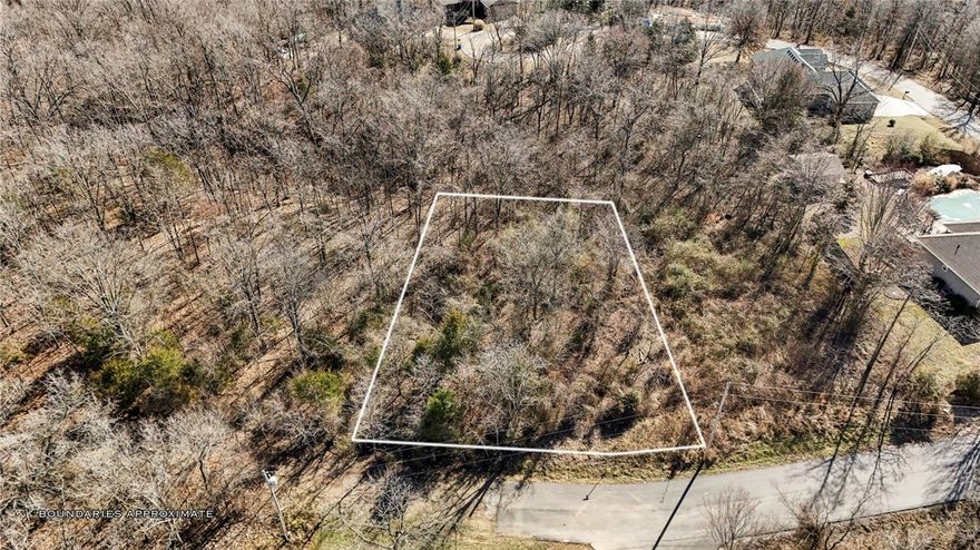 Nearly flat lot near Lake Windsor & Tunnel Vision Trail is a block away.  The new Bike Lift is close by as well.  Get it before it's gone!