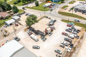 Gooch - Commercial Sale