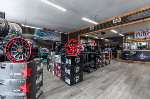 Gooch - Commercial Sale