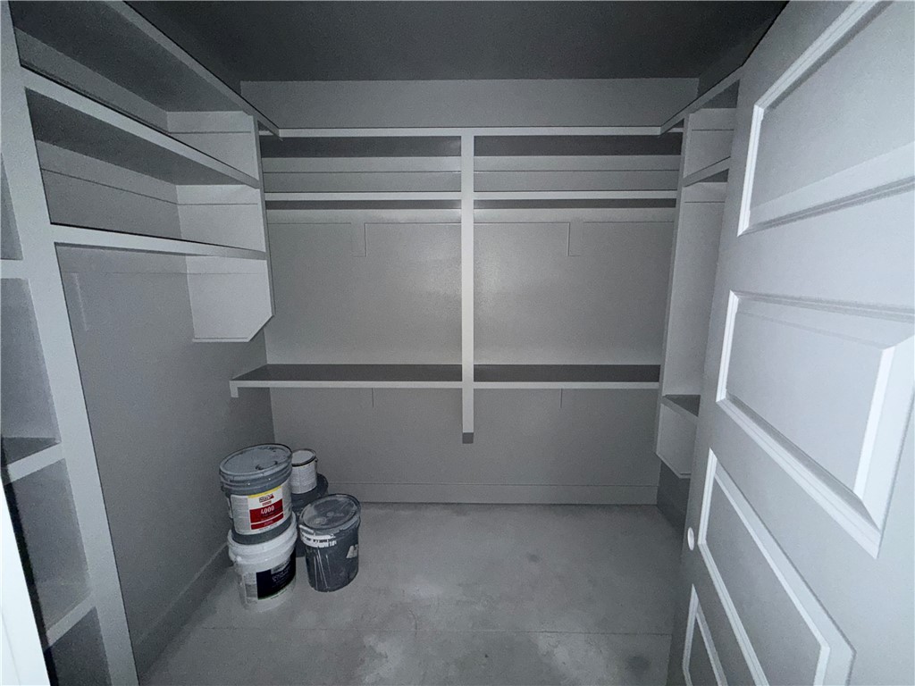 Dillow Sub Bvv - Residential