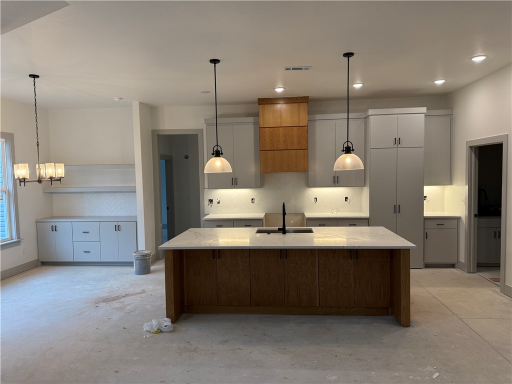 Dillow Sub Bvv - Residential