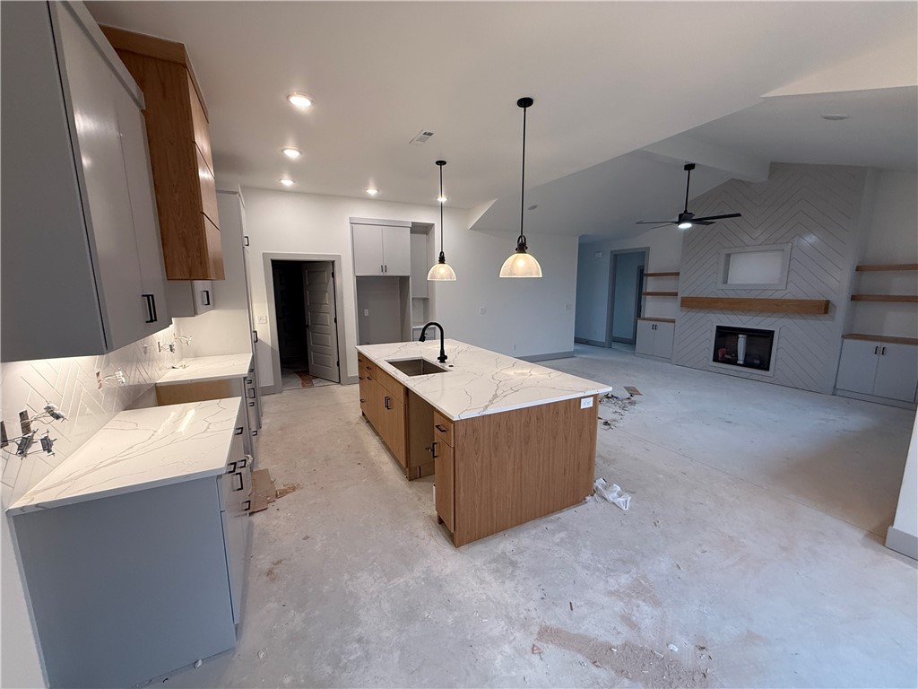 Dillow Sub Bvv - Residential