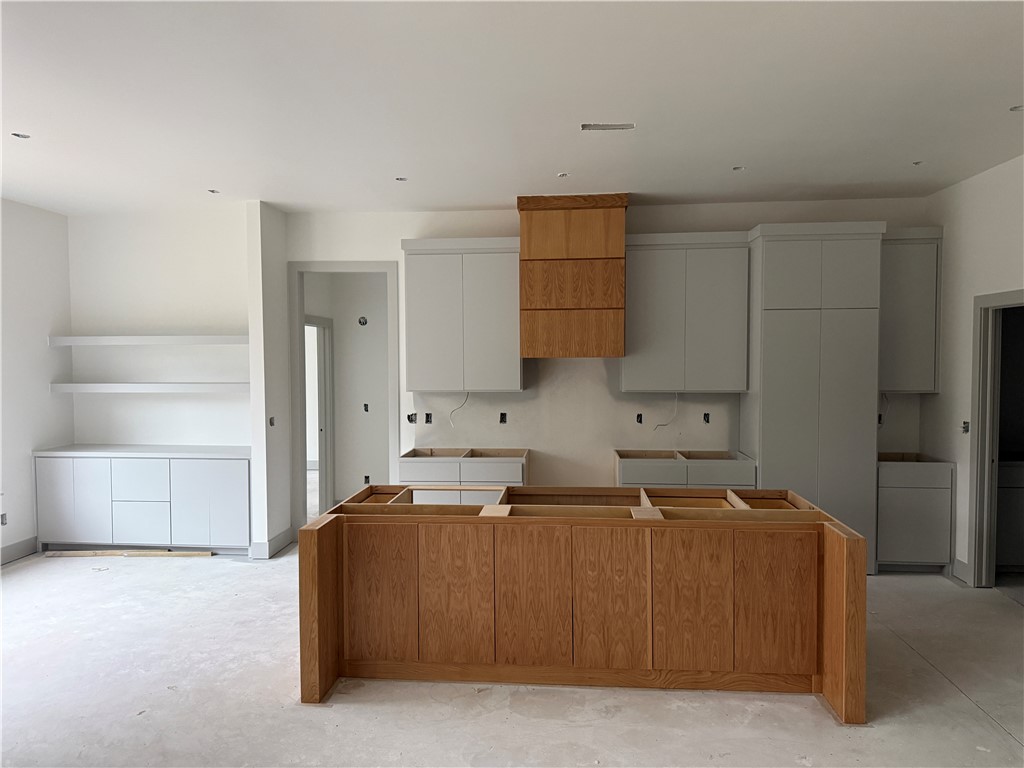 Dillow Sub Bvv - Residential