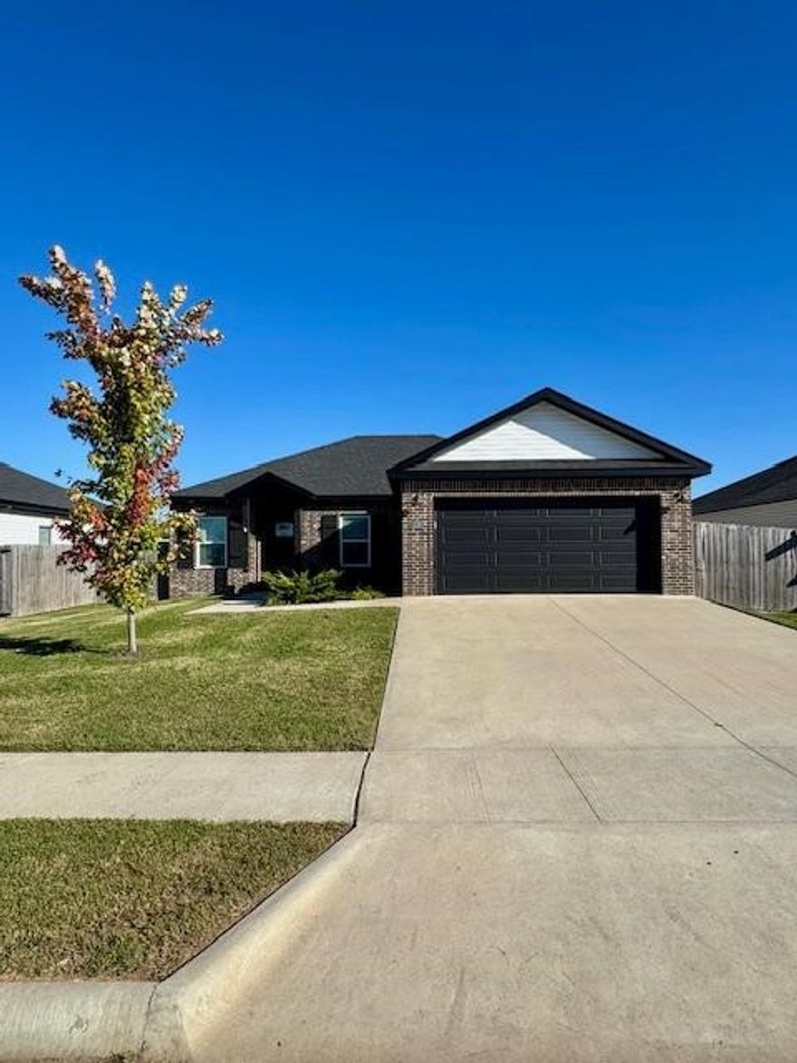 This modern 2021 built single-family home offering 3 bedrooms, 2 baths, and approximately 1,528 sq ft of comfortable living space on a 0.18-acre lot. 
 Step inside to an open floor plan that seamlessly links living, dining, and kitchen areas, and enjoy direct access to a relaxing rear porch, perfect for morning coffee or evening unwinds. 
Nestled in a welcoming neighborhood with small-town charm yet convenient to regional amenities, this home is ideal for buyers seeking both community and modern comfort.