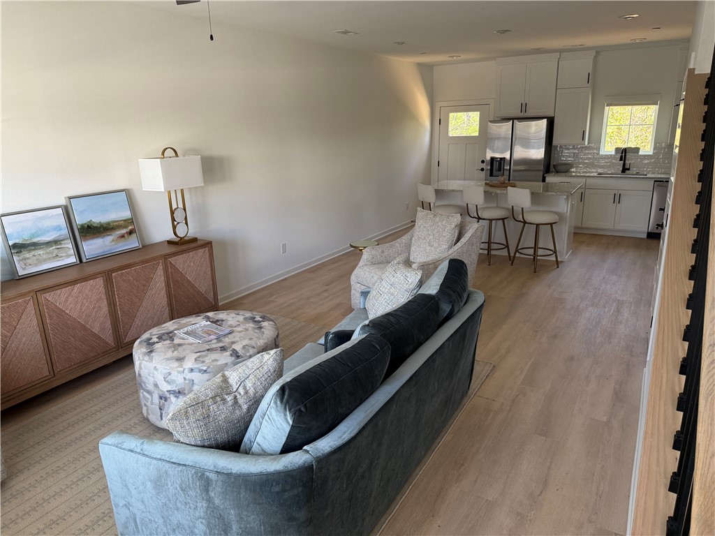 Garland Luxury Living - Residential Lease