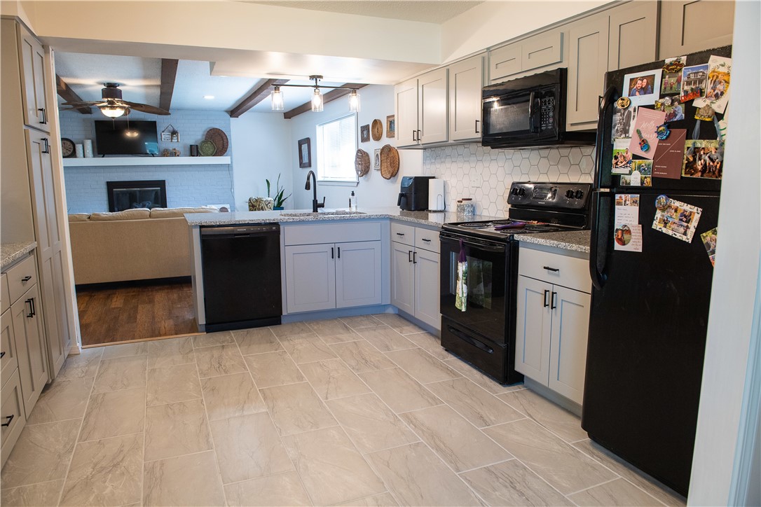 University Acres Sub - Residential Lease