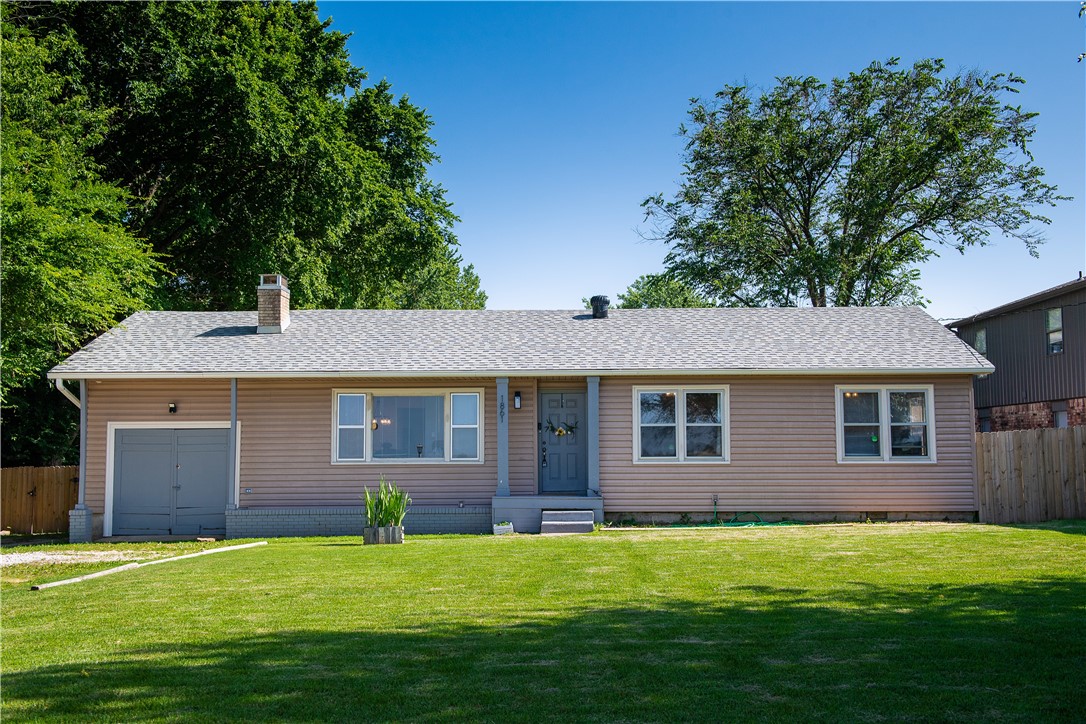 University Acres Sub - Residential Lease