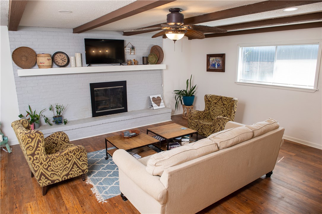University Acres Sub - Residential Lease